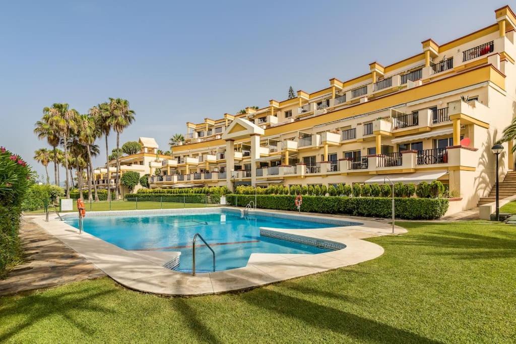 Oleholidays 1106 Romana Playa Primera Linea Playa ماربيا المظهر الخارجي الصورة